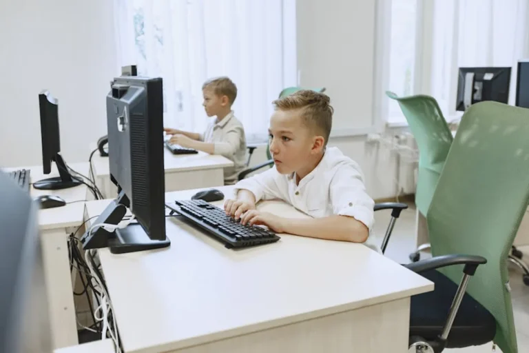How to Choose the Best School for Your Child: A Parent’s Checklist
