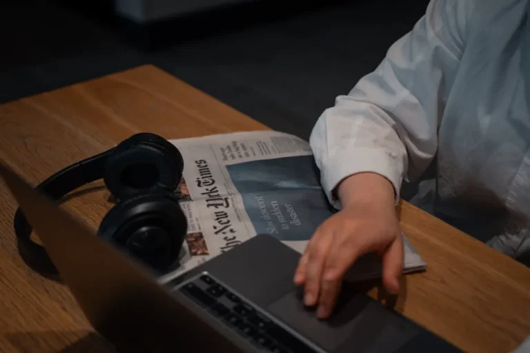 Newspapercast Review: What It Is, Features, Safety, and Alternatives