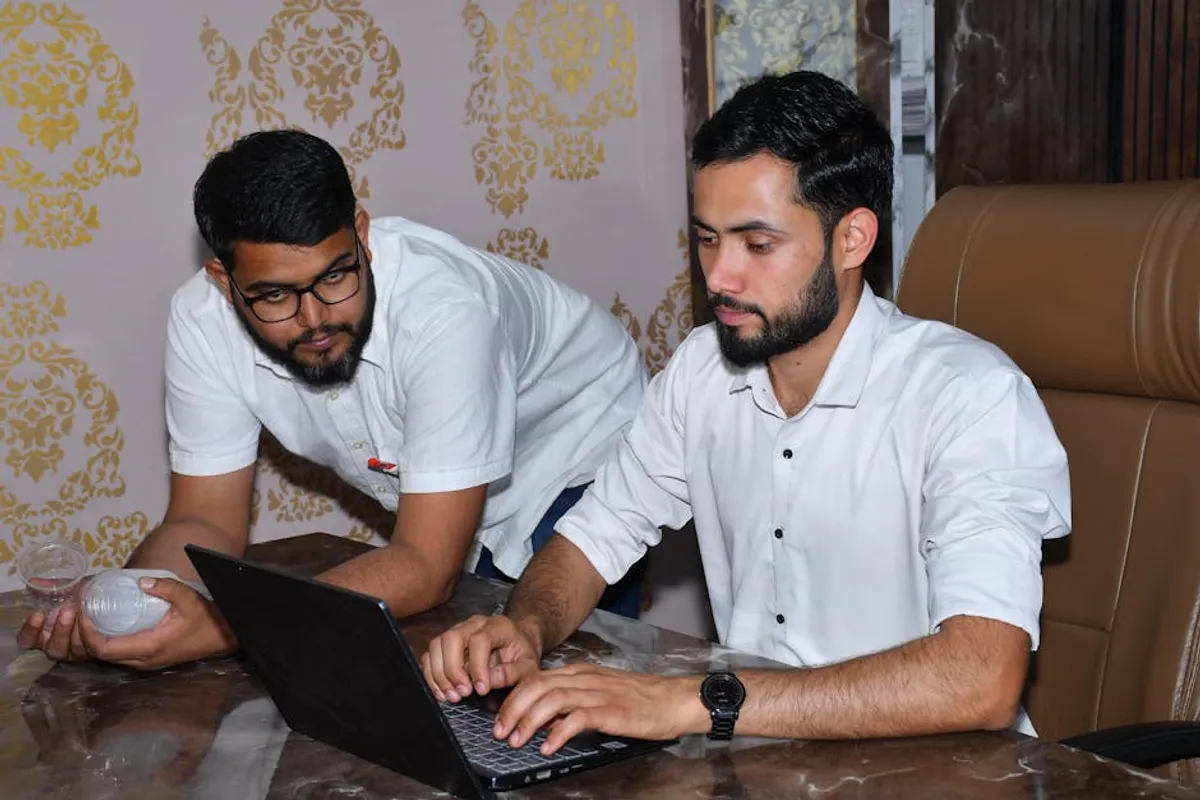 Urdupoetryshayari Review: What It Is, Features, Safety, and Alternatives
